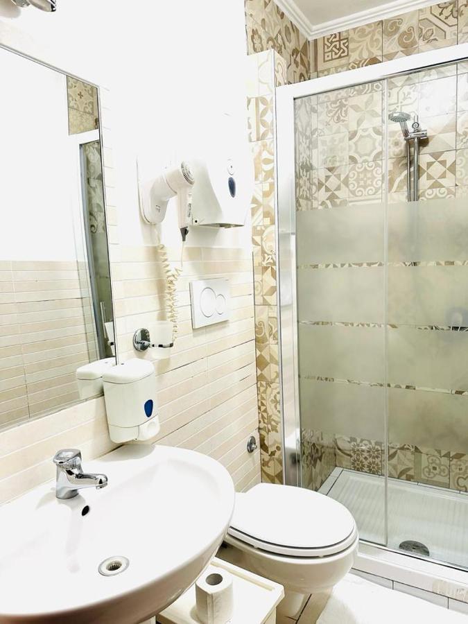 Rome Star Guesthouse Bagian luar foto